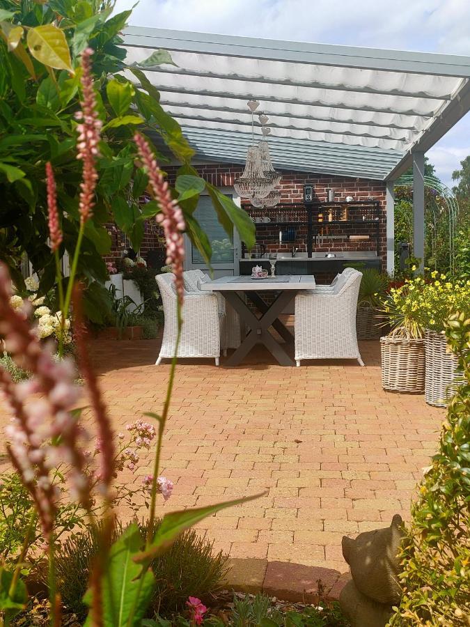 Luana'S White Cottage Surwold Ngoại thất bức ảnh