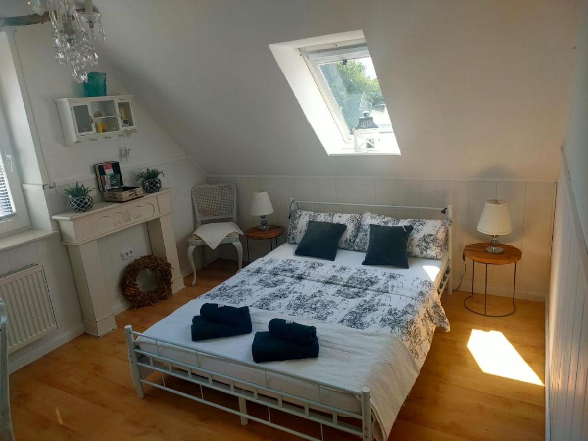 Luana'S White Cottage Surwold Ngoại thất bức ảnh