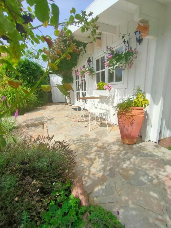 Luana'S White Cottage Surwold Ngoại thất bức ảnh